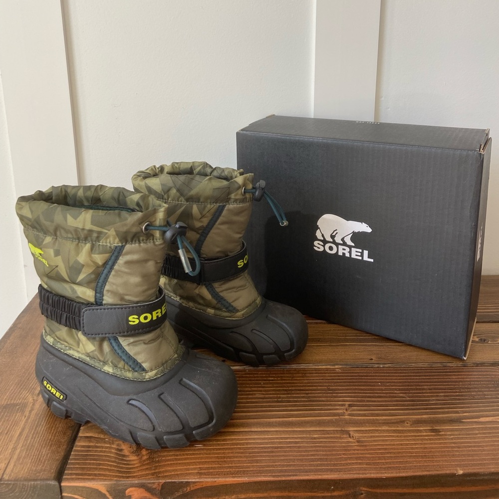 Sorel Flurry Winter Snow Boots Camo